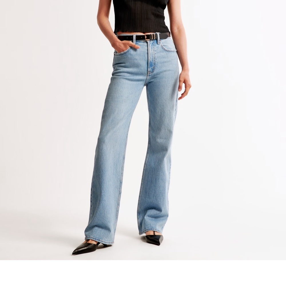Abercrombie High Rise 90s Relaxed Jean